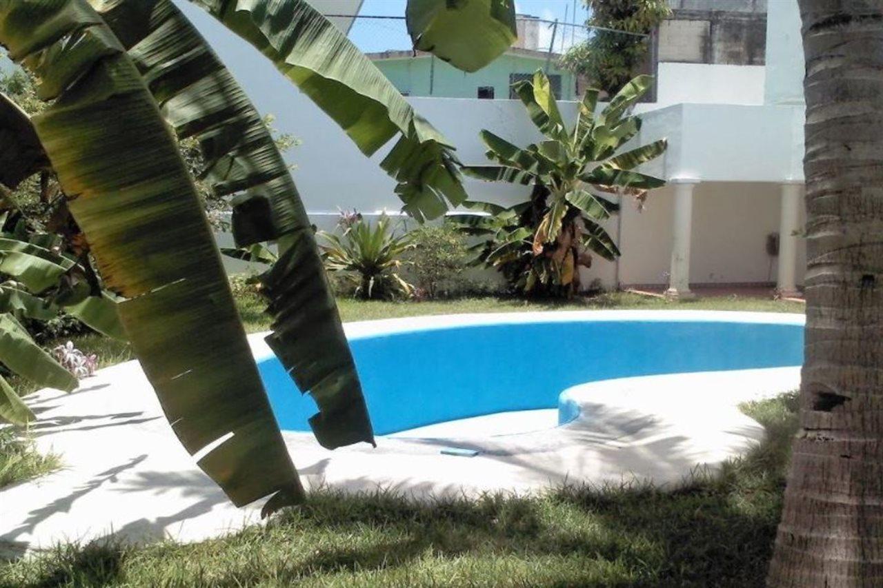 Suites Rosas Cancún Eksteriør billede