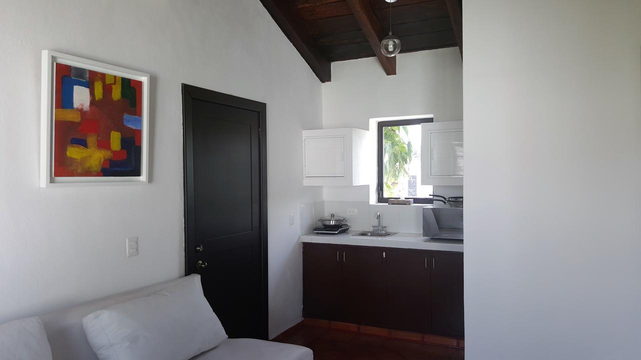 Suites Rosas Cancún Eksteriør billede